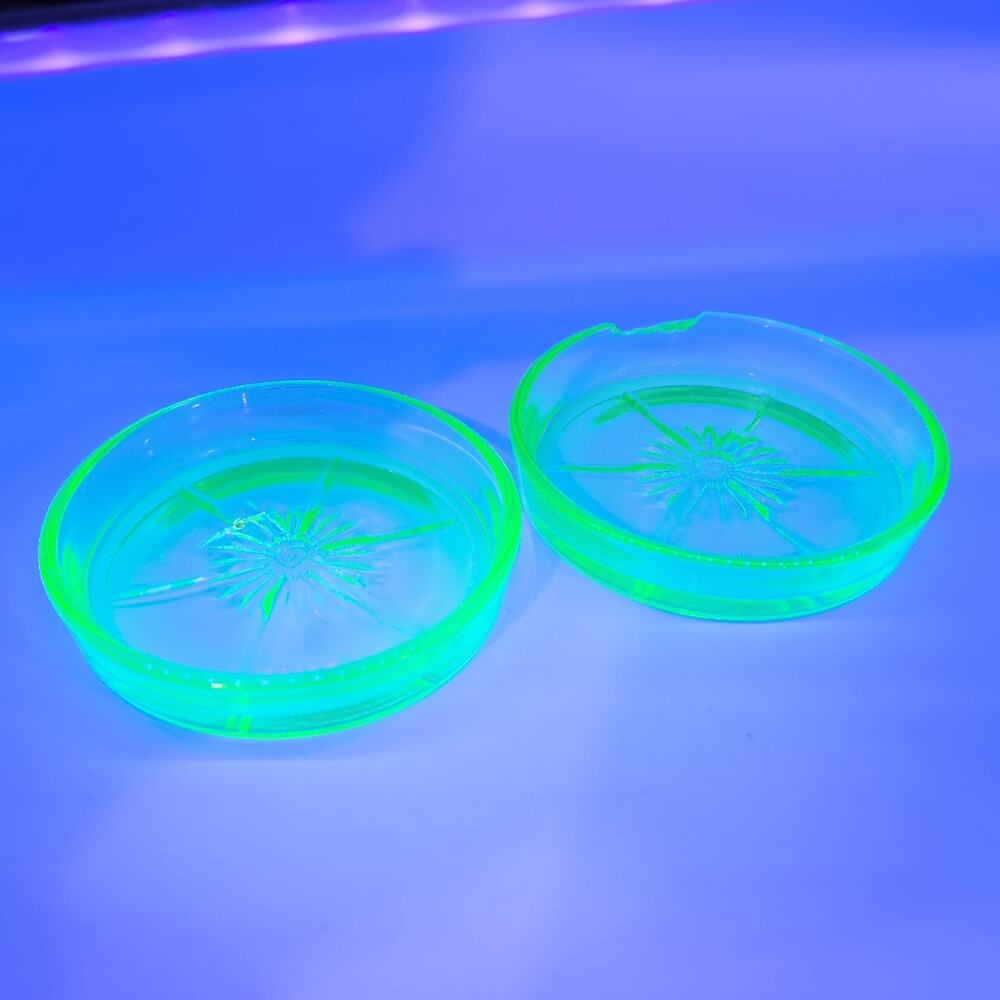 VTG Federal Glass Pair Uranium Glass Trinket Dishes Ashtray Coasters *AS IS-Read